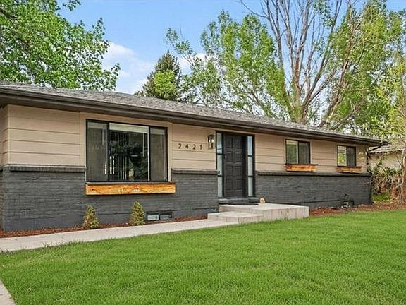2nd image of 2421 Courtney Dr
