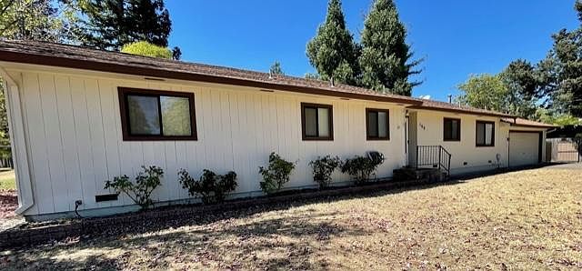 1st image of 160 Cresta Dr