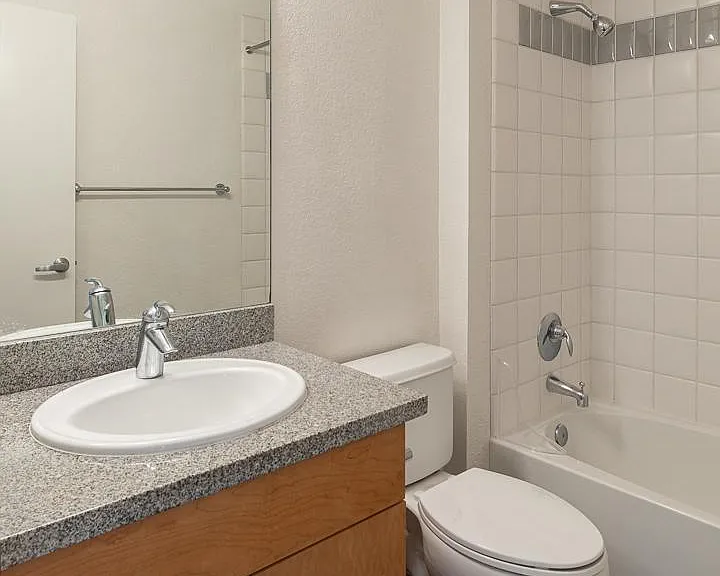 40 Schooner Ct — Photo 12