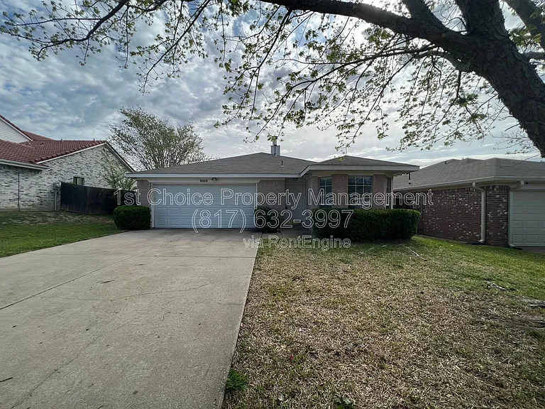 2213 Rolling Creek Run — Photo 5