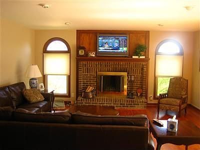 2nd image of 756 Foresthill Dr