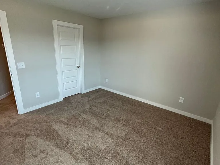 282 Shiloh Creek Dr — Photo 33