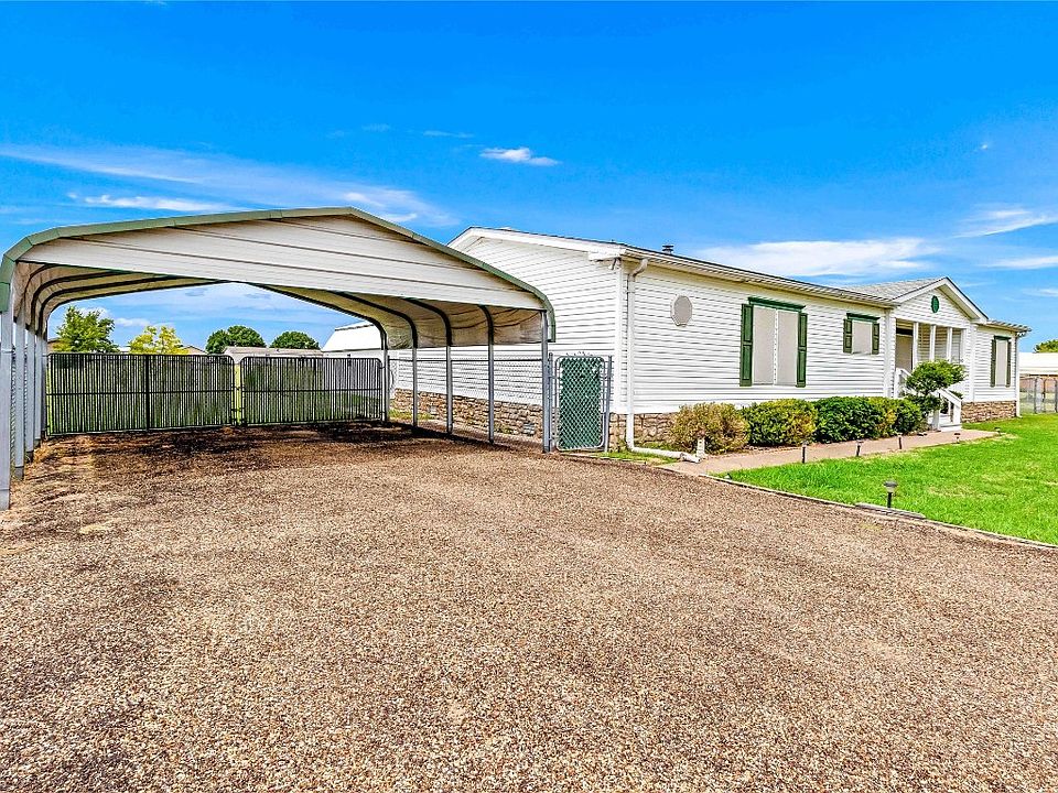 1st image of 2656 Fall Brook Dr
