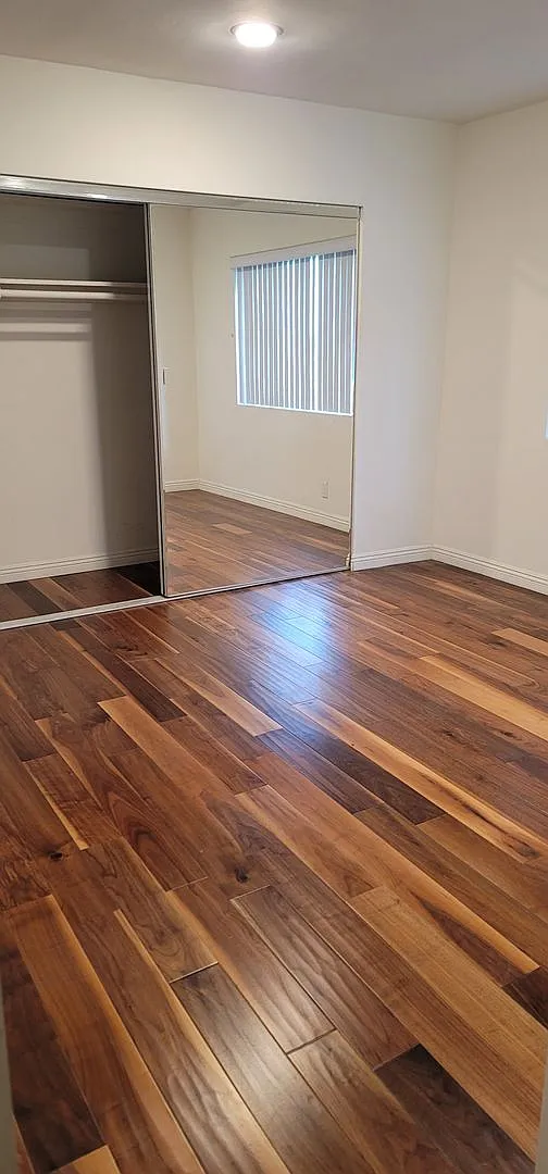 117 - Martel Apartments — Photo 1
