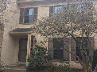 1805 Weatherstone Dr, Paoli, PA 19301