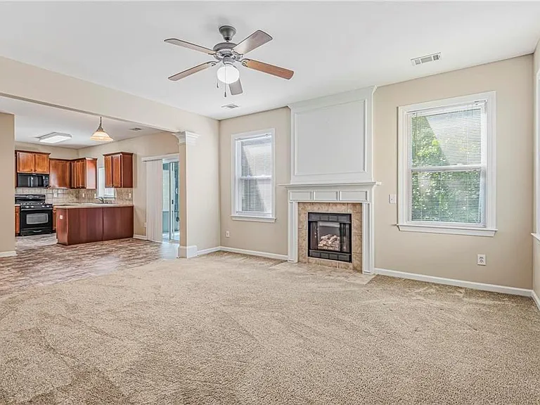 1807 Preserve Creek Way — Photo 11