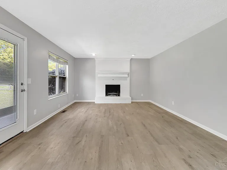 6817 Raven Ct — Photo 19