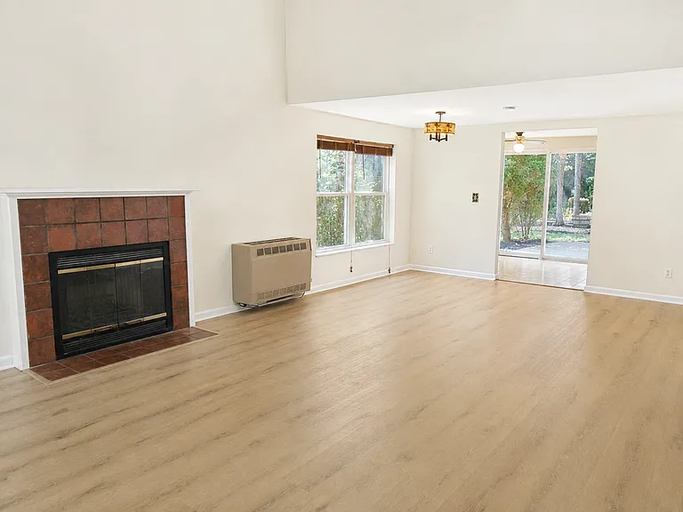 44 Thimbleberry Rd — Photo 14