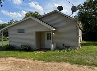 1631 Pierce Rd, Quincy, MI 49082