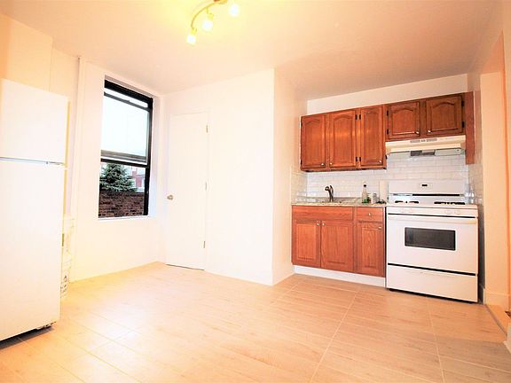 5th image of 171 Bay 17 St #A