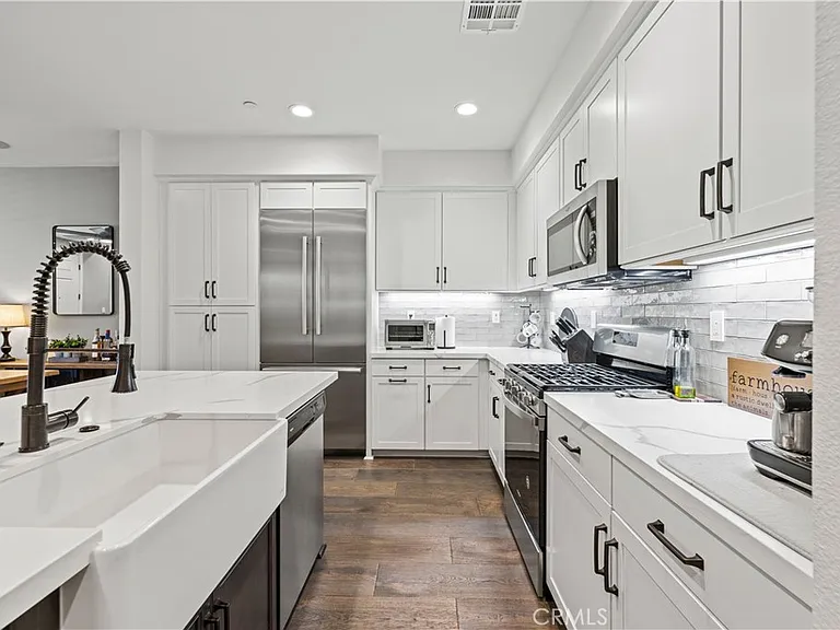 212 Red Brick Dr #3 — Photo 4