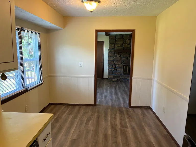 2935 S Roanoke Ave — Photo 5