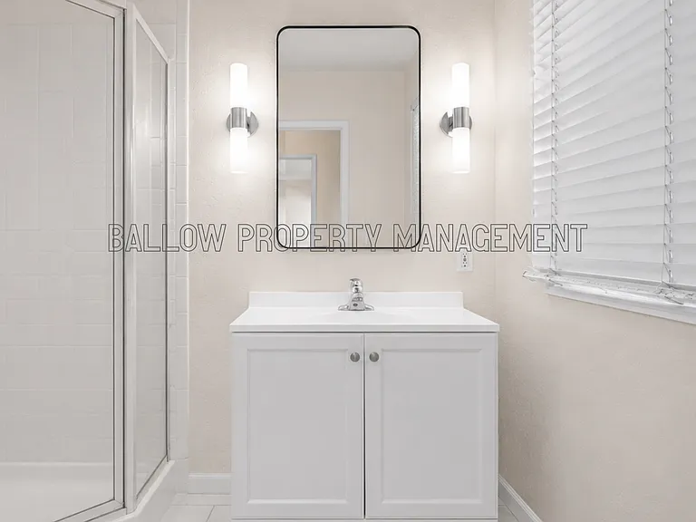 6129 Pembroke Dr — Photo 12