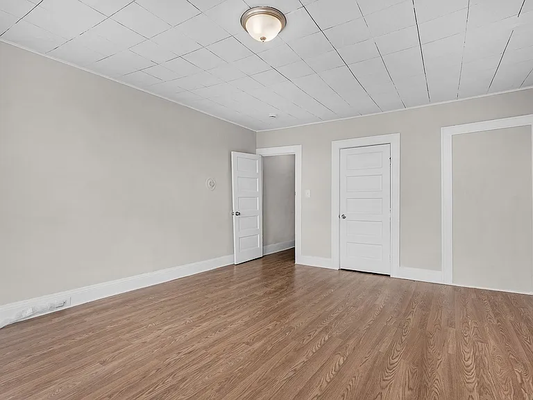 3410 Belair Rd — Photo 11