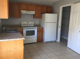 2355 SW 28th St APT 90E, Okeechobee, FL 34974