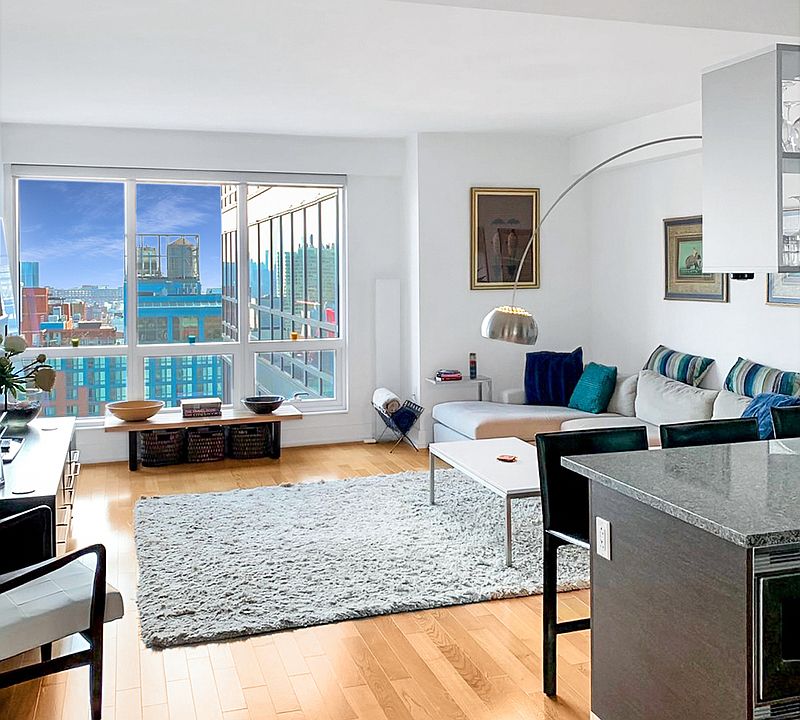 1st image of 350 W 42nd St #36FS