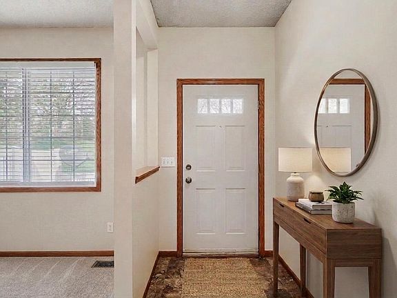 4th image of 3001 Juniper Ln Unit J