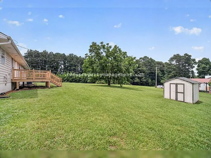 2591 Doc Hughes Rd — Photo 35