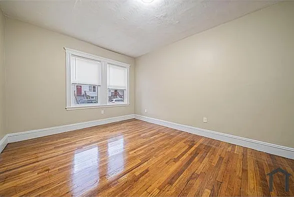 46 Astoria St #3 — Photo 9