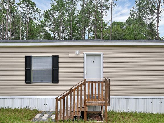 5th image of 4642 Belladonna St