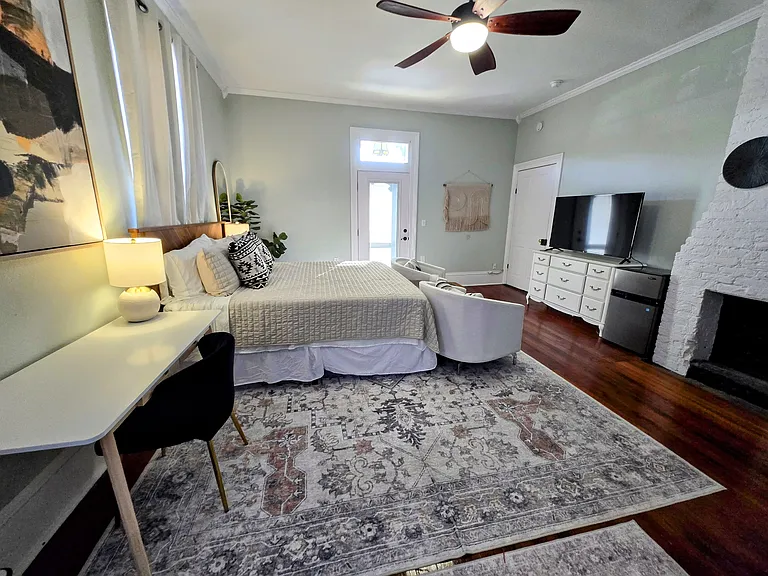 317 N Barcelona St #2 — Photo 8