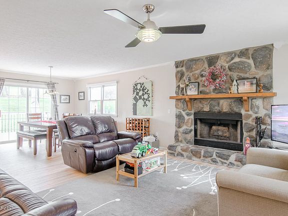 3rd image of 45 Cullen Ct