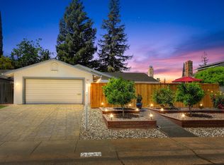 2620 Stonehaven Dr, Sacramento, CA 95827