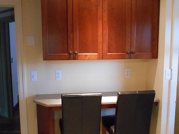 Eating area in kitchen