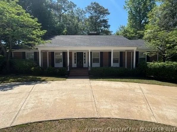 1513 Raeford Rd, Fayetteville, NC 28305