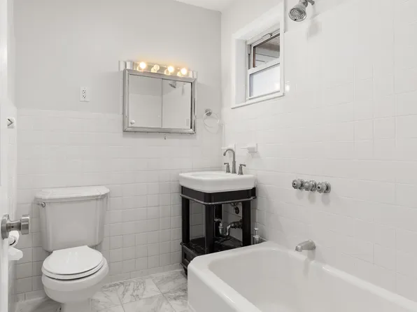 180 East Fifth Street image 6 of 12