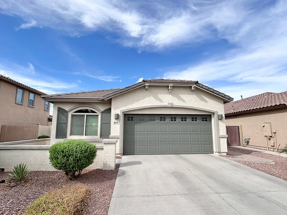 854 E Tekoa Ave