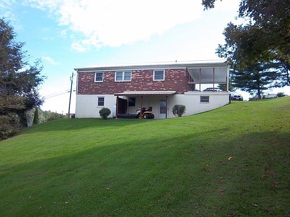 4th image of 146 Forest Ln