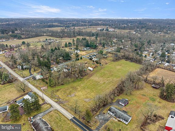4th image of 1286 Old Schuylkill Rd
