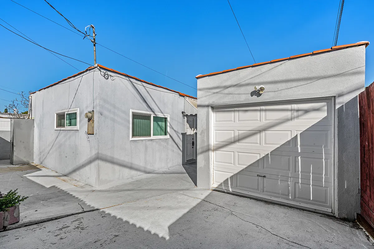 1 bed, 750 sqft, $1,950 — Photo 3