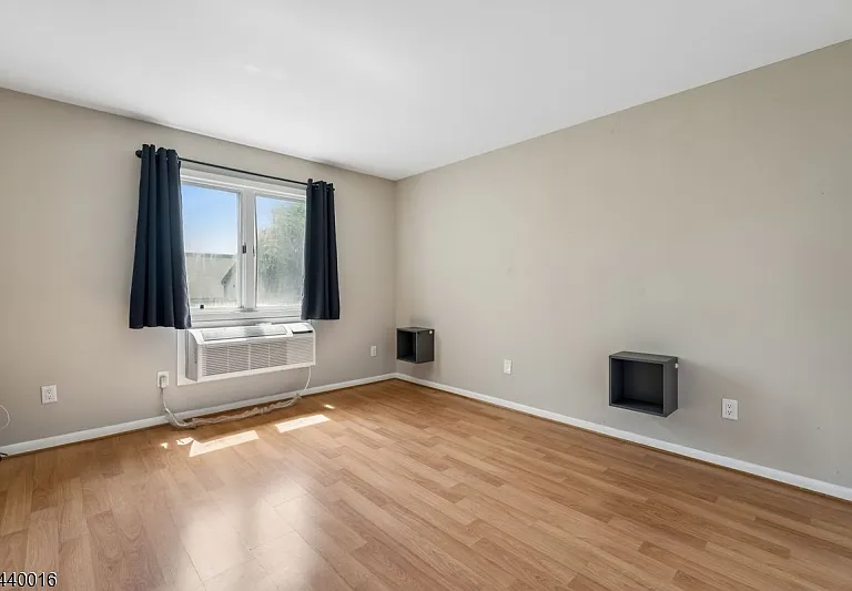 112 Mill St #H — Photo 13