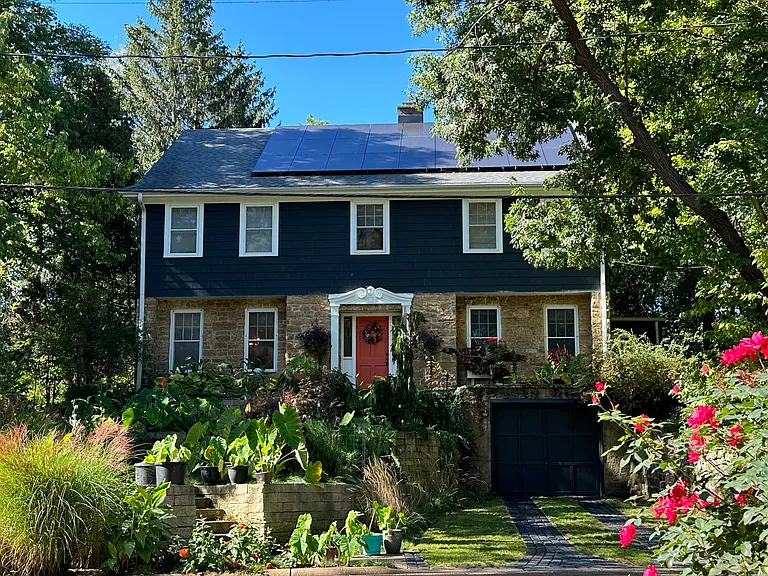 1010 Yale Rd — Photo 2