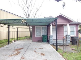 1304 Pinckney St, Houston, TX 77009