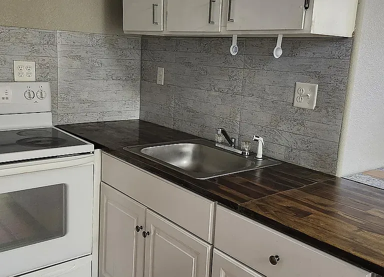 1512 W Vermijo Ave #B — Photo 5