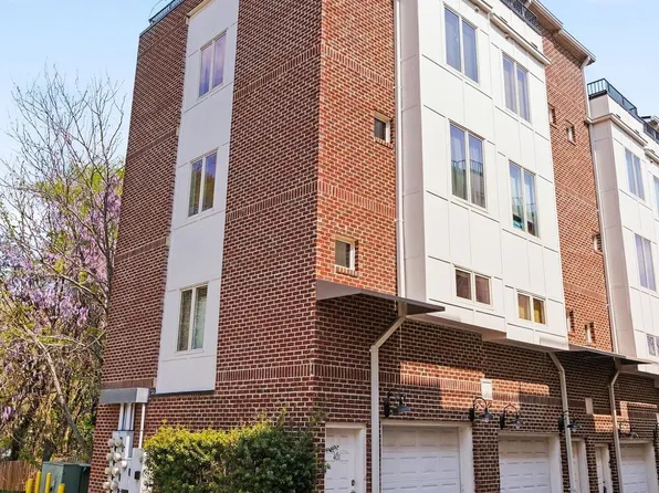 400 W Rosemary St Unit 401, Chapel Hill, NC 27516