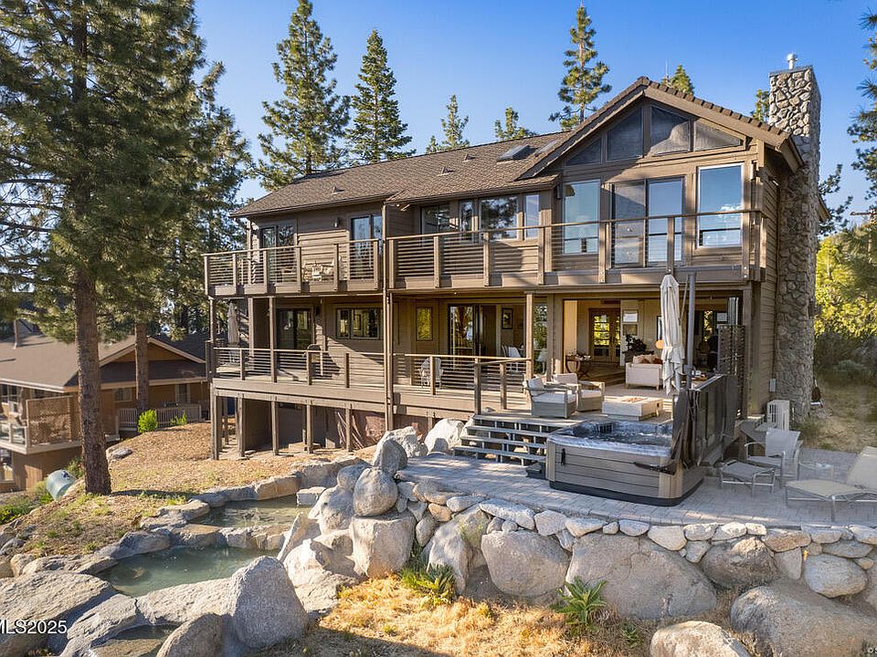 2nd image of 285 Chukkar Dr