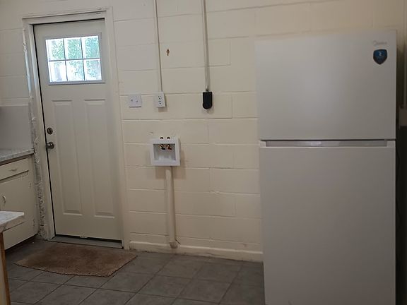 4th image of 315 N 3rd St #C