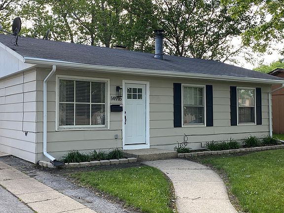 2nd image of 14916 S Blaine Ave