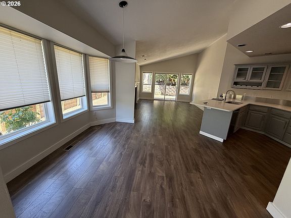 5th image of 16628 SW Jordan Way