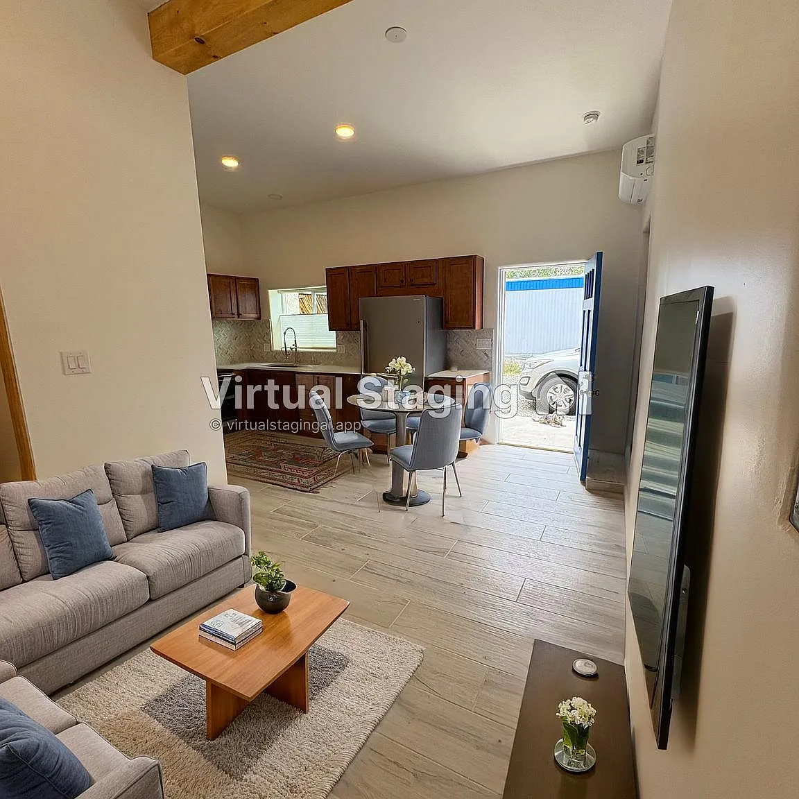 1 bed, 930 sqft, $2,450 — Photo 4