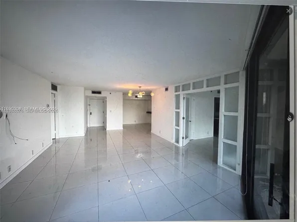 4000 Towerside Ter APT 609, Miami, FL 33138