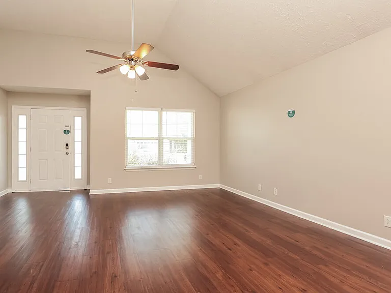 2333 Cason Trl — Photo 4