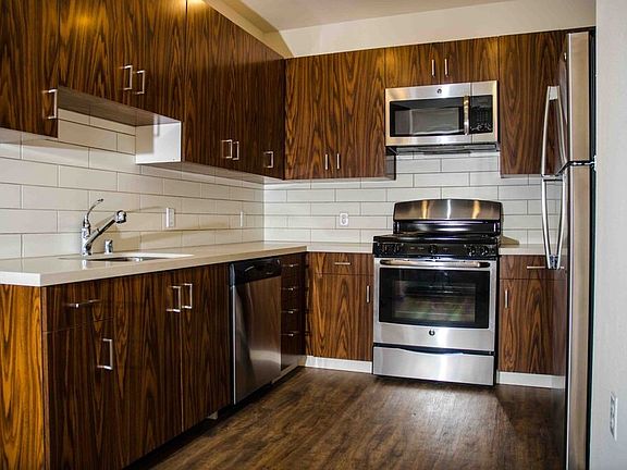 2nd image of 1901 Dwight Way APT 206