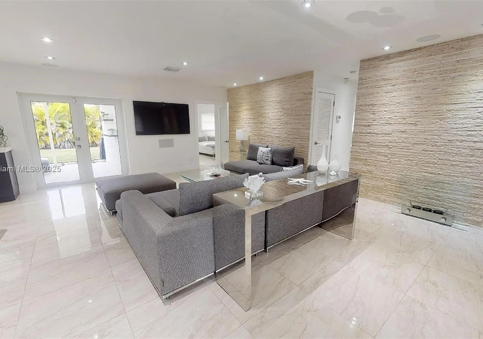 10805 SW 156th Terrace 1, Miami, FL 33157 — Photo 3
