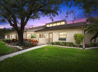20 Lesley Ln, Oldsmar, FL 34677