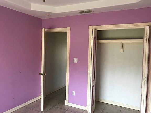 4th image of 1808 W 31st 1/2 St